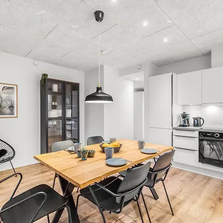 Stylish Centrally Located In Sondervig - 1000 Casa de Férias *
